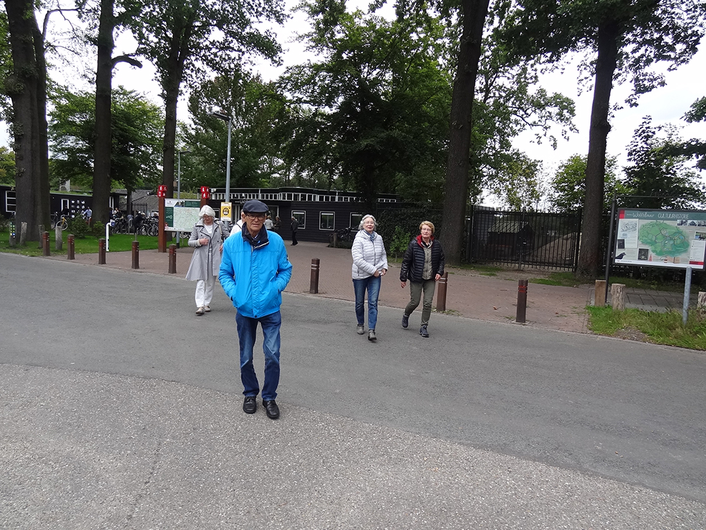  Uistapje 2017, rondleiding in de natuur en uitleg van de natuur. 